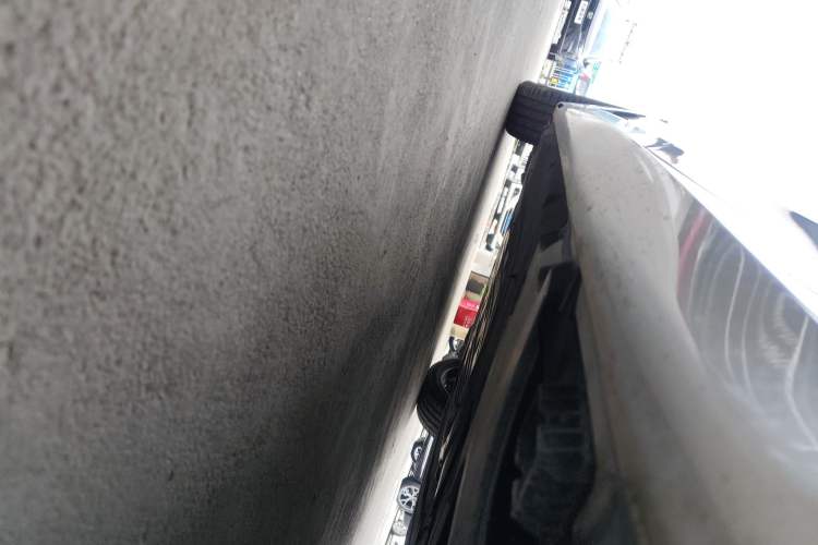 Used BMW 5 Series 2022 Second Facelift 525Li M Sport Package Left Side Sill