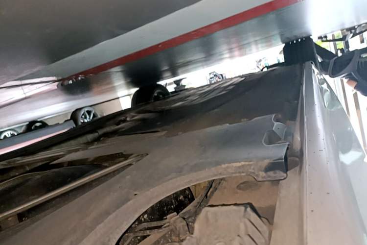 Used BMW 5 Series 2022 Second Facelift 525Li M Sport Package Left Side Sill