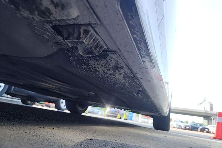 Used BMW 5 Series 2022 Second Facelift 525Li M Sport Package Left Side Sill