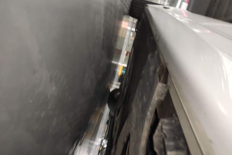 Used BMW 5 Series 2022 Restyled 525Li M Sport Package Left Side Sill