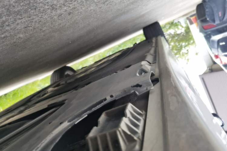 Used BMW 5 Series 2022 525Li Luxury Package Left Side Sill