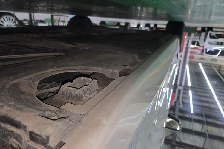 Used BMW 5 Series 2022 Restyled 525Li M Sport Package Left Side Sill
