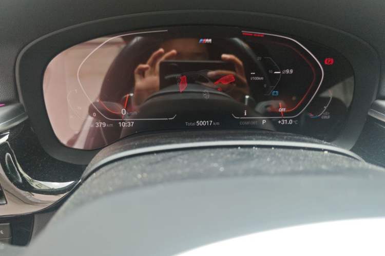 Used BMW 5 Series 2022 530Li Leading Model M Sport Package Odometer Close Up