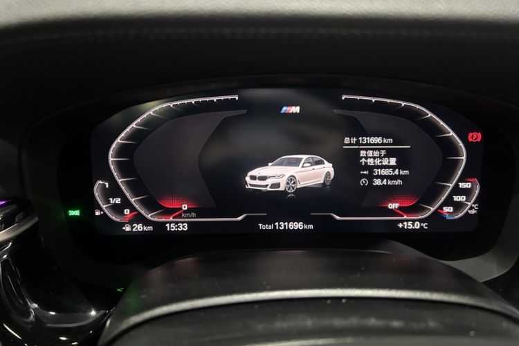Used BMW 5 Series 2022 Second Facelift 525Li M Sport Package Odometer Close Up