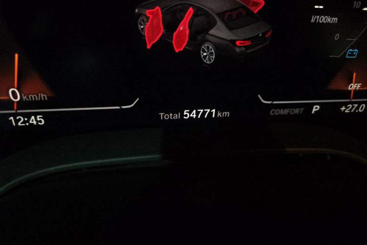 Used BMW 5 Series 2022 530Li Leading Model M Sport Package Odometer Close Up