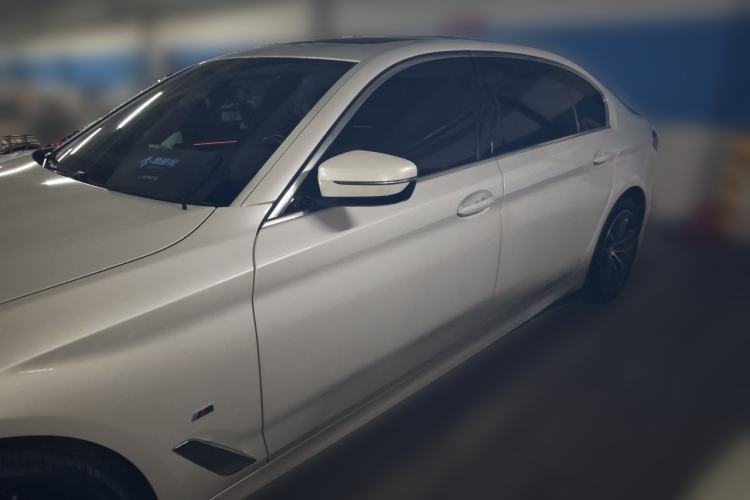 Used BMW 5 Series 2022 Restyled 525Li M Sport Package Guazi used car, China used car export, Used car for sale, Used cars, Cheapest cars for sale