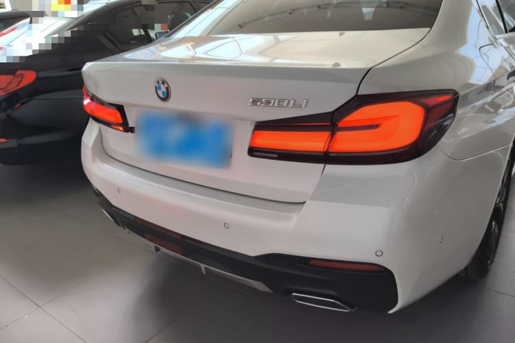 Used BMW 5 Series 2022 Second Facelift 530Li Luxury Version M Sport Package Rear