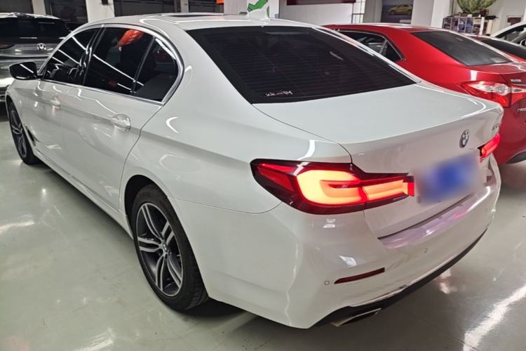 Used BMW 5 Series 2022 Second Facelift 530Li Leading Edition M Sport Package Rear Left 45 Deg