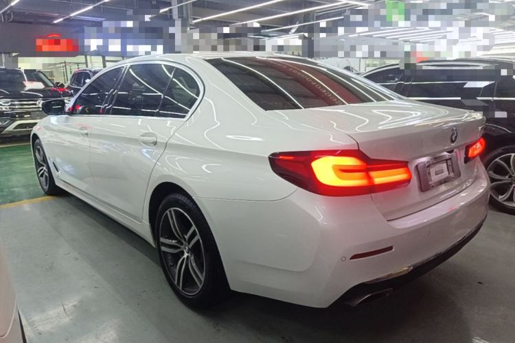 Used BMW 5 Series 2022 Updated 530Li Leading Edition Luxury Package Rear Left 45 Deg