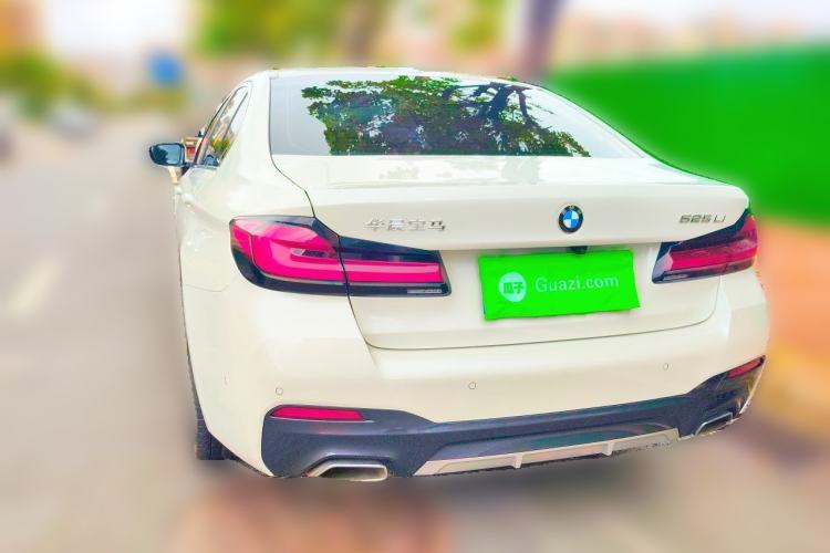 Used BMW 5 Series 2022 Second Facelift 525Li M Sport Package Rear Left 45 Deg