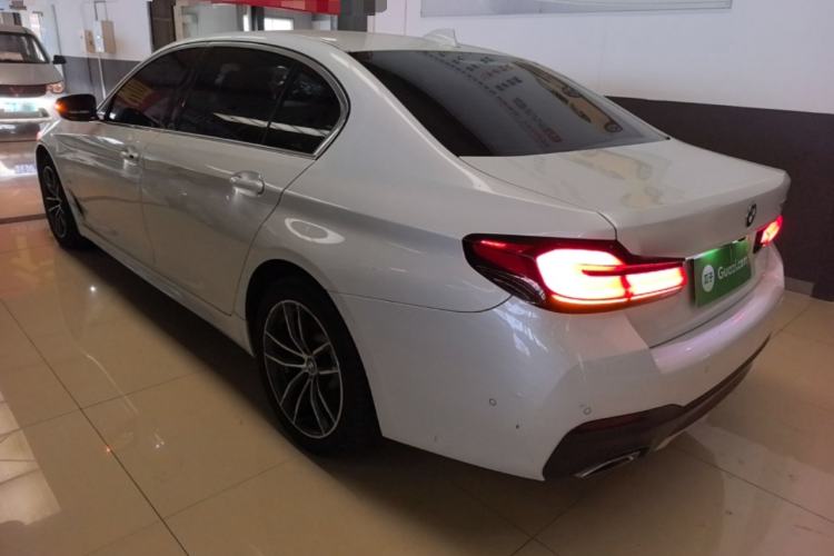 Used BMW 5 Series 2022 Second Facelift 525Li M Sport Package Rear Left 45 Deg