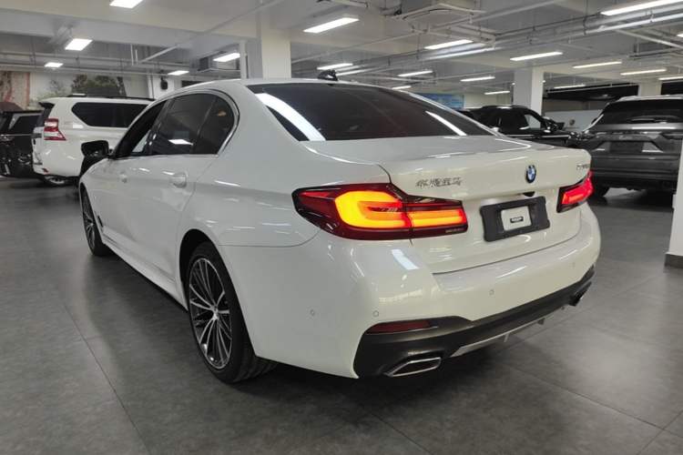 Used BMW 5 Series 2022 Second Facelift 530Li Leading Edition M Sport Package Rear Left 45 Deg