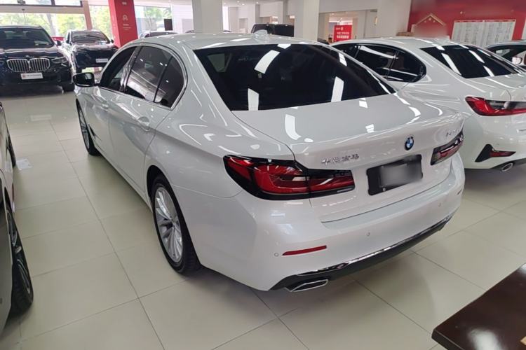 Used BMW 5 Series 2022 Second Facelift 525Li Luxury Package Rear Left 45 Deg