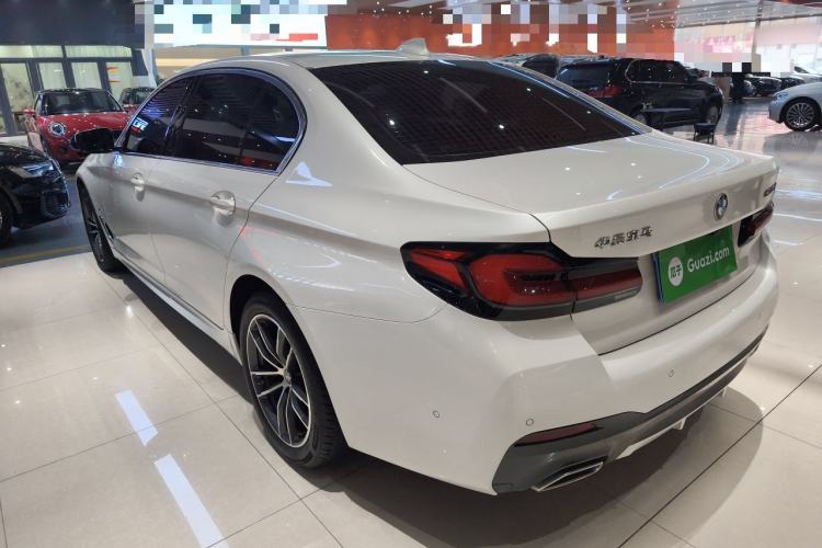 Used BMW 5 Series 2022 Second Facelift 525Li M Sport Package Rear Left 45 Deg