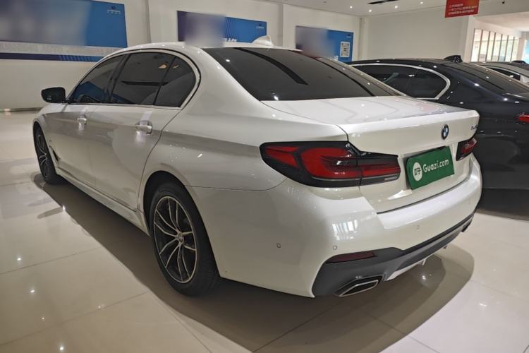 Used BMW 5 Series 2022 Second Facelift 525Li M Sport Package Rear Left 45 Deg