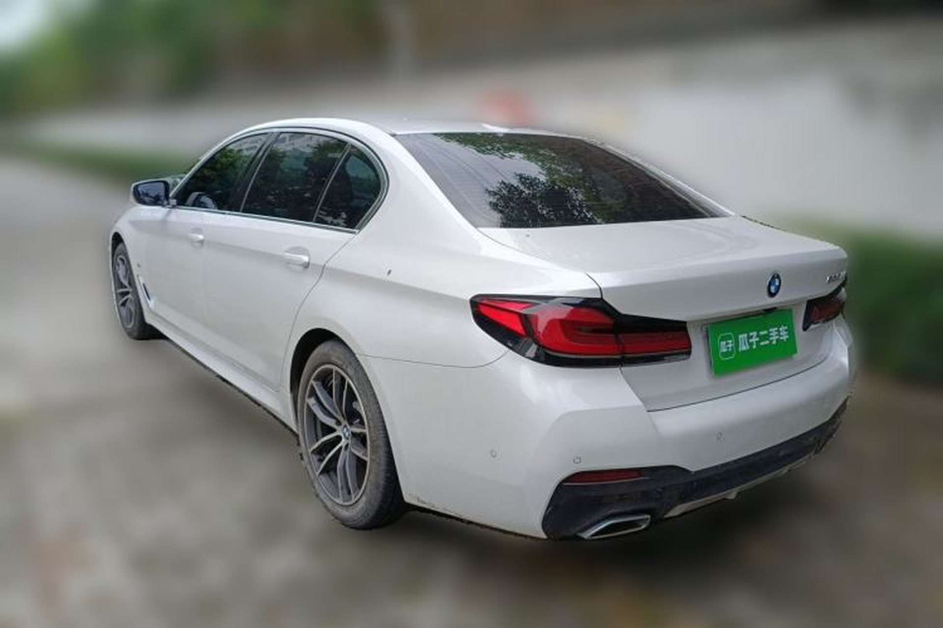 Used BMW 5 Series 2022 Second Facelift 525Li M Sport Package Rear Left 45 Deg