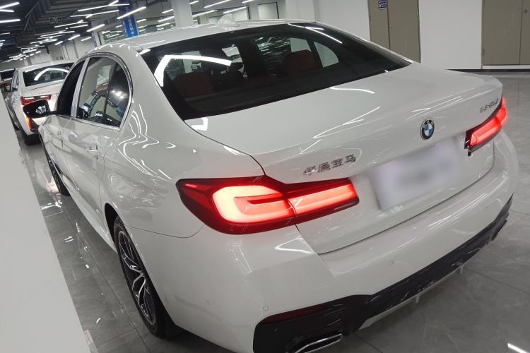 Used BMW 5 Series 2022 Second Facelift 525Li M Sport Package Rear Left 45 Deg