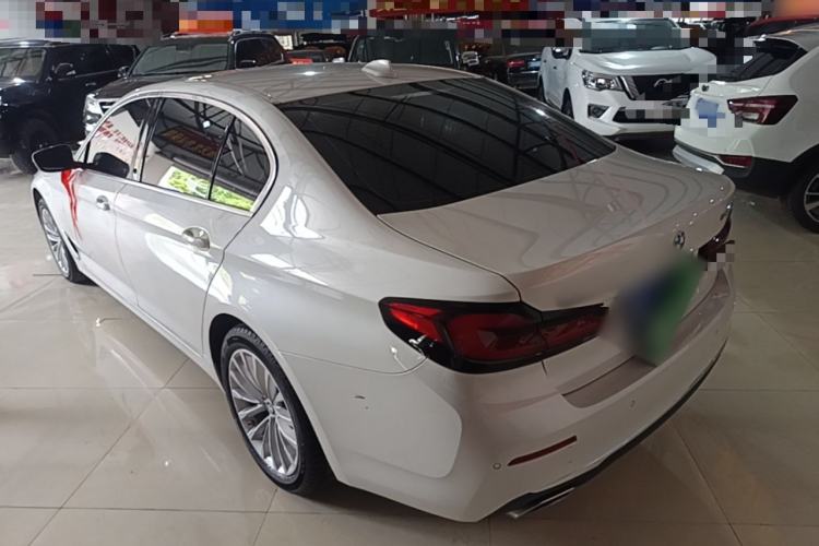Used BMW 5 Series 2022 Second Facelift 525Li Luxury Package Rear Left 45 Deg