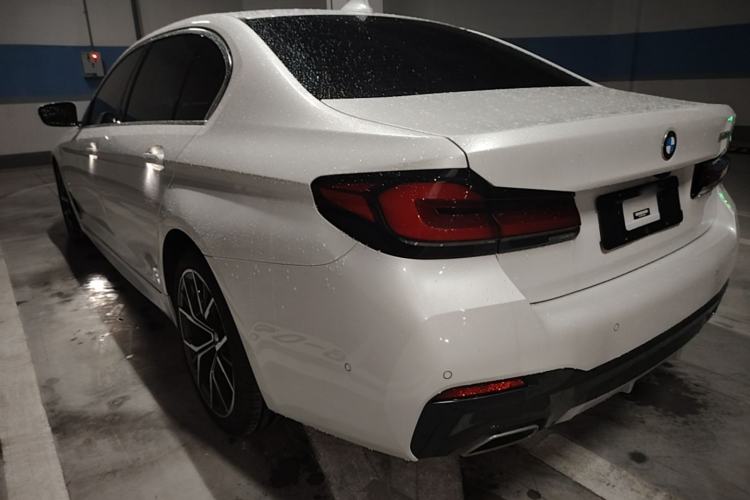Used BMW 5 Series 2022 Second Facelift 530Li Luxury Version M Sport Package Rear Left 45 Deg