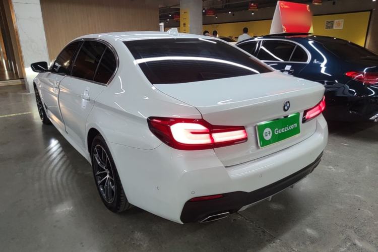 Used BMW 5 Series 2022 Second Facelift 525Li M Sport Package Rear Left 45 Deg