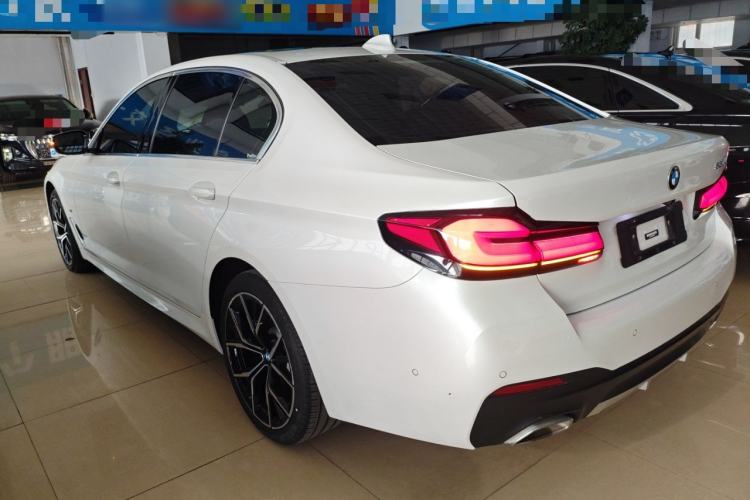 Used BMW 5 Series 2022 Revised Version 3 530Li Luxury Edition M Sport Package Rear Left 45 Deg