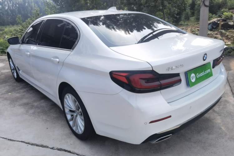 Used BMW 5 Series 2022 525Li Luxury Package Rear Left 45 Deg
