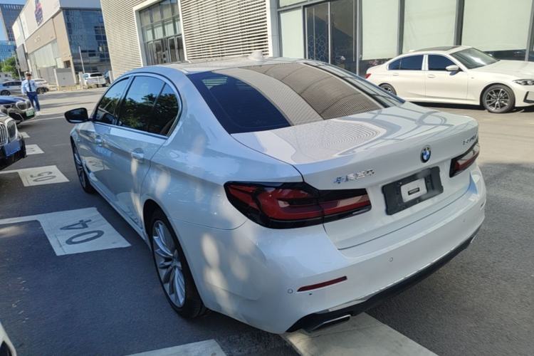 Used BMW 5 Series 2022 530Li Leading Luxury Package Rear Left 45 Deg