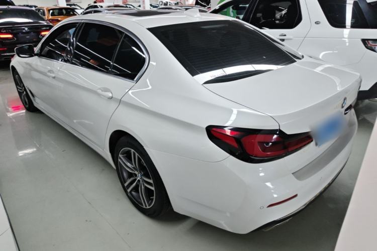 Used BMW 5 Series 2022 Second Facelift 530Li Leading Edition M Sport Package Rear Left 45 Deg