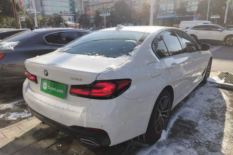 Used BMW 5 Series 2022 Second Facelift 525i M Sport Package Rear Right 45 Deg