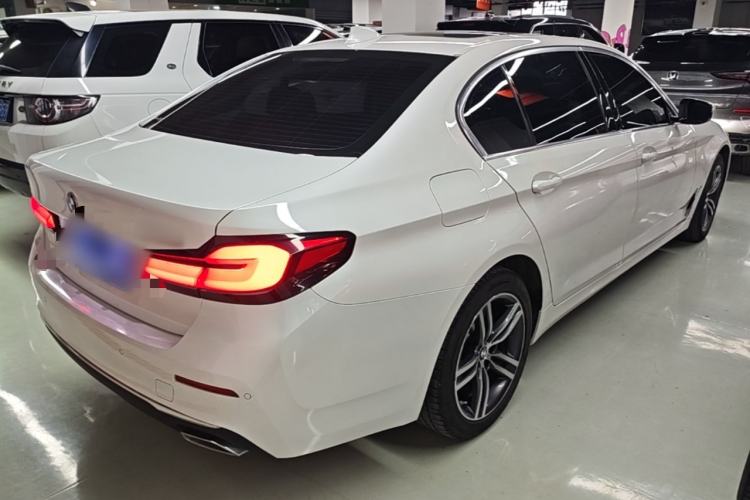 Used BMW 5 Series 2022 Second Facelift 530Li Leading Edition M Sport Package Rear Right 45 Deg