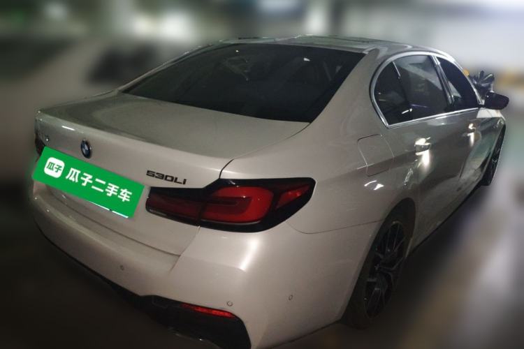 Used BMW 5 Series 2022 Second Facelift 530Li Luxury Version M Sport Package Rear Right 45 Deg