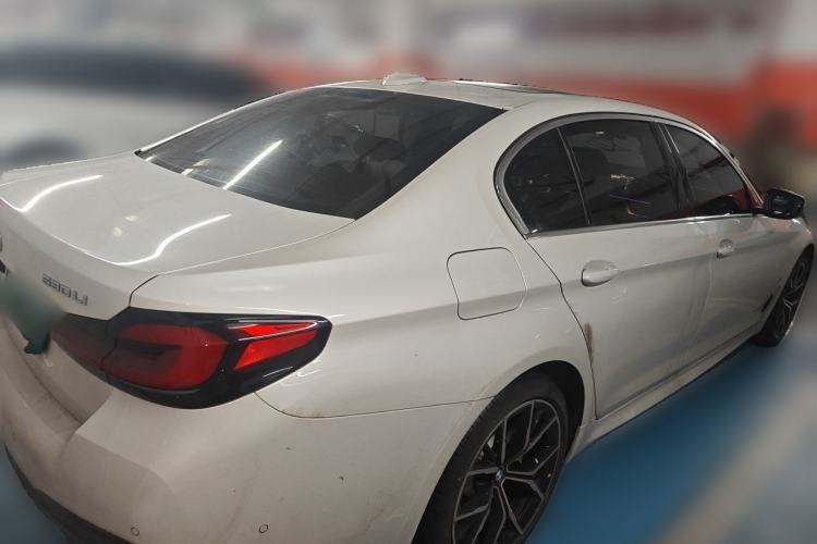 Used BMW 5 Series 2022 Second Facelift 530Li Luxury Version M Sport Package Rear Right 45 Deg