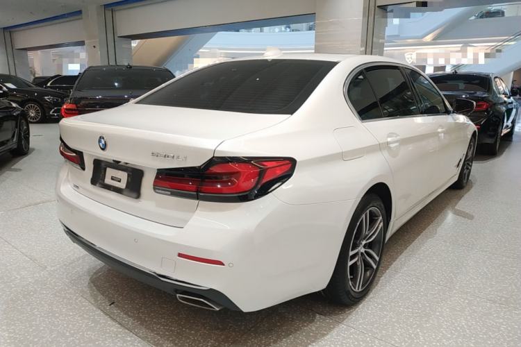 Used BMW 5 Series 2022 Updated 530Li xDrive Luxury Package Rear Right 45 Deg
