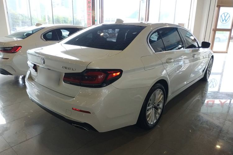 Used BMW 5 Series 2022 Restyled 525Li Luxury Package Rear Right 45 Deg