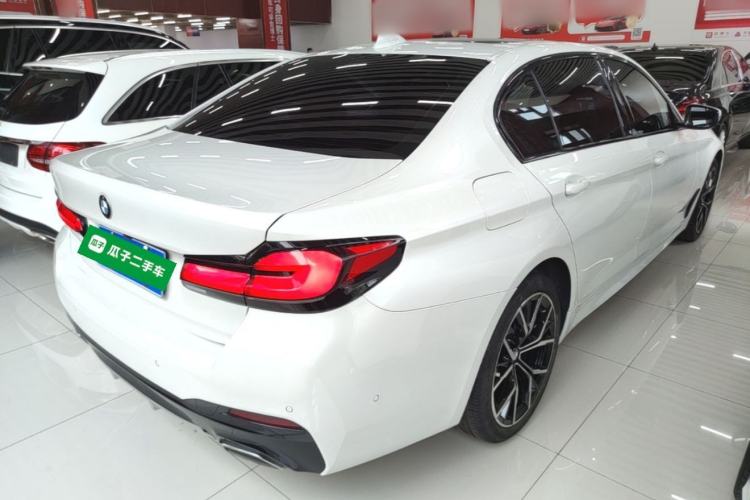 Used BMW 5 Series 2022 Second Facelift 530Li Luxury Version M Sport Package Rear Right 45 Deg