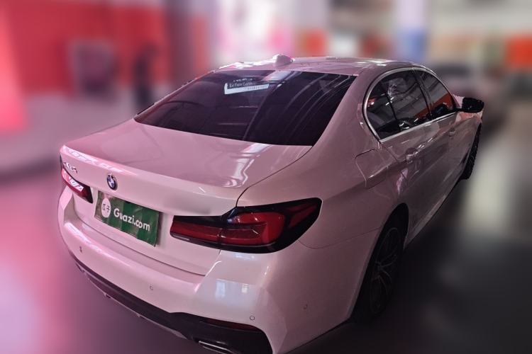 Used BMW 5 Series 2022 525Li M Sport Package Rear Right 45 Deg