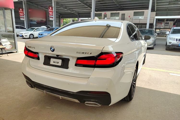 Used BMW 5 Series 2022 Second Facelift 530Li Leading Edition M Sport Package Rear Right 45 Deg