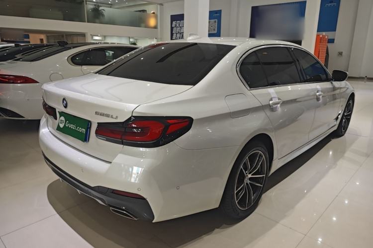 Used BMW 5 Series 2022 Second Facelift 525Li M Sport Package Rear Right 45 Deg