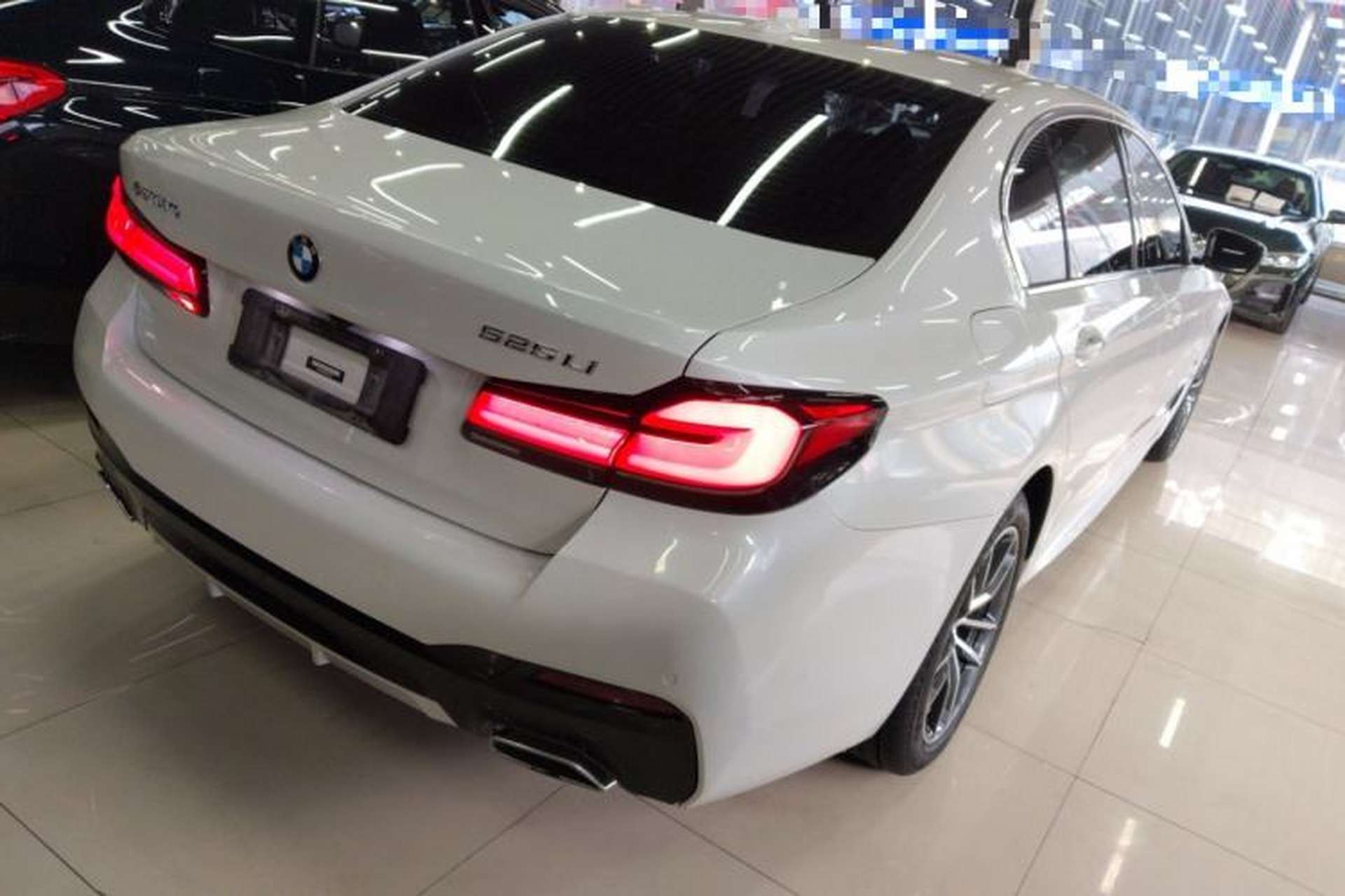 Used BMW 5 Series 2022 Restyled 525Li M Sport Package Rear Right 45 Deg