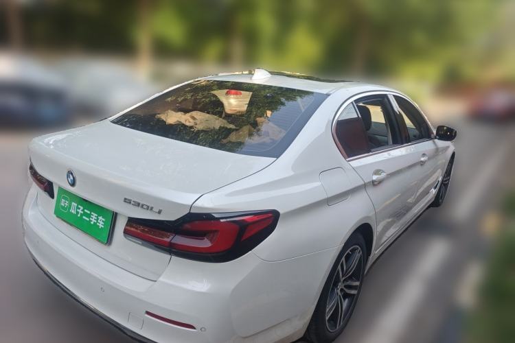 Used BMW 5 Series 2022 Second Facelift 530Li Leading Edition Luxury Package Rear Right 45 Deg