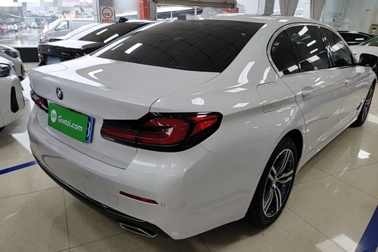 Used BMW 5 Series 2022 Updated 530Li Leading Edition Luxury Package Rear Right 45 Deg