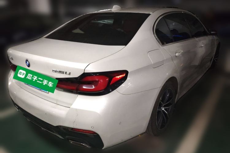 Used BMW 5 Series 2022 525Li M Sport Package Rear Right 45 Deg