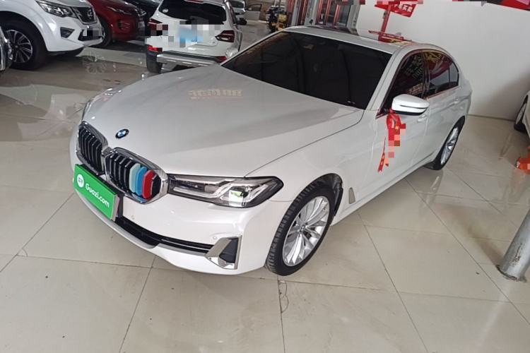 Used BMW 5 Series 2022 Second Facelift 525Li Luxury Package Rear Right 45 Deg