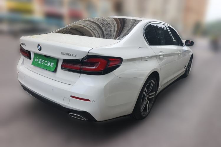 Used BMW 5 Series 2022 530Li Leading Luxury Package Rear Right 45 Deg