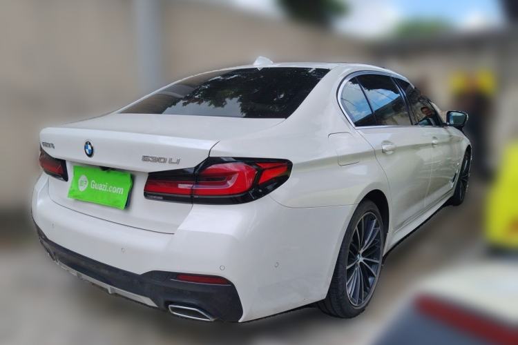Used BMW 5 Series 2022 Second Facelift 530Li Leading Edition M Sport Package Rear Right 45 Deg