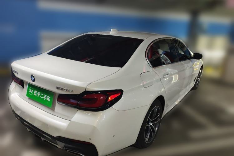 Used BMW 5 Series 2022 Second Facelift 525Li M Sport Package Rear Right 45 Deg