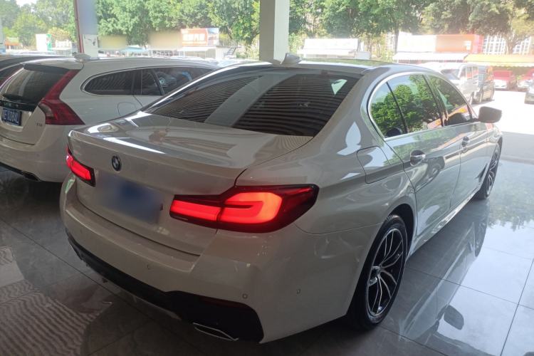 Used BMW 5 Series 2022 Second Facelift 525Li M Sport Package Rear Right 45 Deg