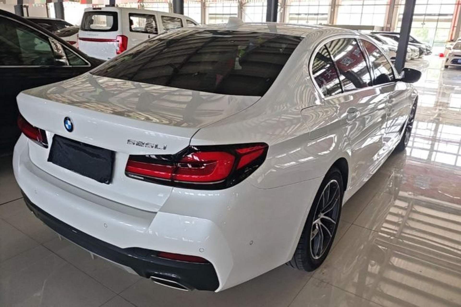 Used BMW 5 Series 2022 Second Facelift 525Li M Sport Package Rear Right 45 Deg