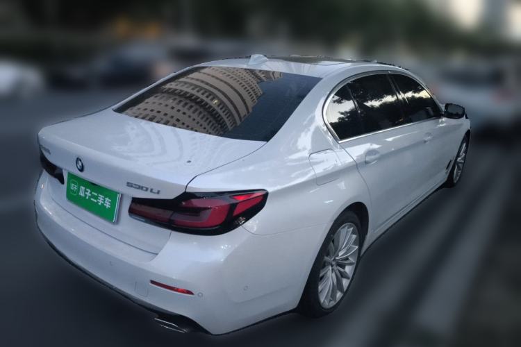 Used BMW 5 Series 2022 Second Facelift 530Li Luxury Edition Premium Package Rear Right 45 Deg