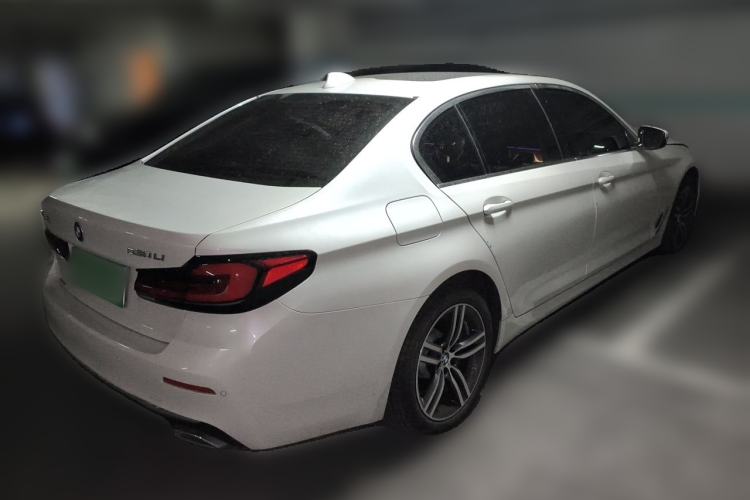 Used BMW 5 Series 2022 Second Facelift 530Li xDrive Luxury Package Rear Right 45 Deg